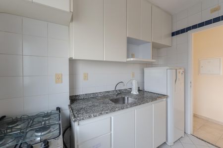 Apartamento para alugar com 40m², 2 quartos e 1 vaga Apartamento para alugar com 40m², 2 quartos e 1 vagaCozinha e Área de Serviço