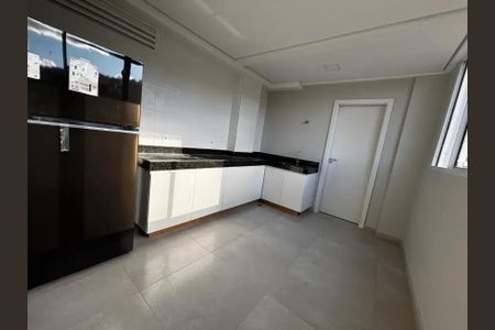 Cozinha de apartamento para alugar com 2 quartos, 56m² em Buritis, Belo Horizonte