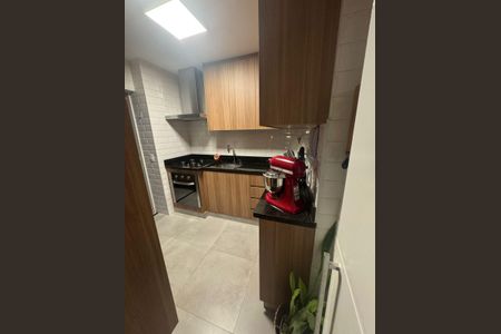 Apartamento à venda com 55m², 2 quartos e 1 vaga Apartamento à venda com 55m², 2 quartos e 1 vagaCozinha