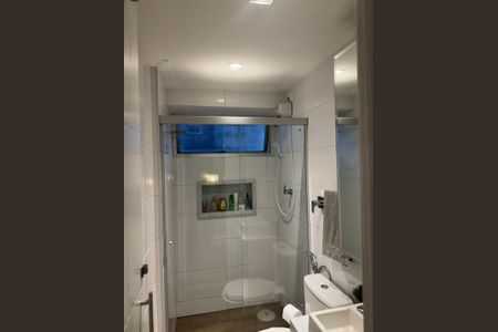 Apartamento à venda com 55m², 2 quartos e 1 vaga Apartamento à venda com 55m², 2 quartos e 1 vagaBanheiro