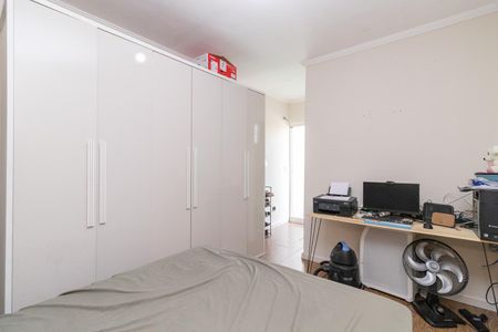 Casa à venda com 126m², 2 quartos e 2 vagas Casa à venda com 126m², 2 quartos e 2 vagasQuarto 2 - Suíte