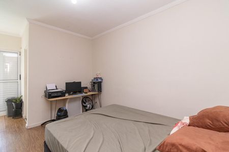 Casa à venda com 126m², 2 quartos e 2 vagas Casa à venda com 126m², 2 quartos e 2 vagasQuarto 2 - Suíte