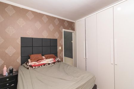 Casa à venda com 126m², 2 quartos e 2 vagas Casa à venda com 126m², 2 quartos e 2 vagasQuarto 2 - Suíte