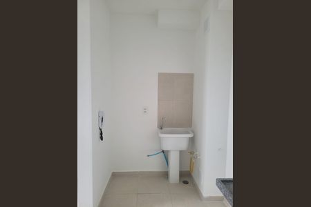 Banheiro de apartamento para alugar com 2 quartos, 37m² em Limão, São Paulo