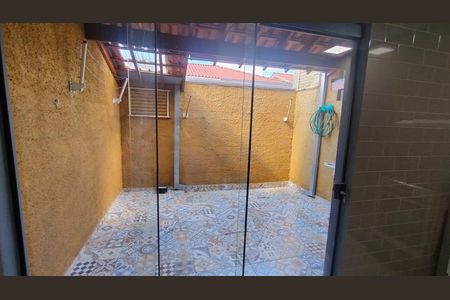 Casa de condomínio para alugar com 60m², 2 quartos e 1 vagaÁrea de serviço
