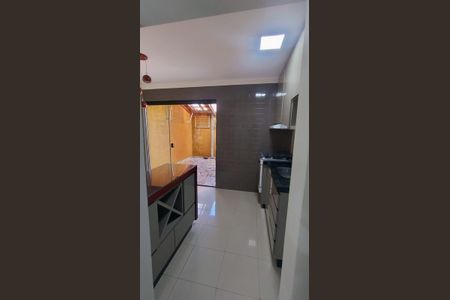 Casa de condomínio para alugar com 60m², 2 quartos e 1 vagaCozinha