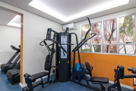 Apartamento para alugar com 82m², 2 quartos e 2 vagas Apartamento para alugar com 82m², 2 quartos e 2 vagasÁrea comum - Academia