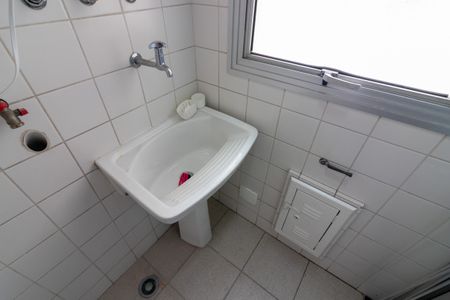 Apartamento para alugar com 82m², 2 quartos e 2 vagas Apartamento para alugar com 82m², 2 quartos e 2 vagasÁrea de Serviço