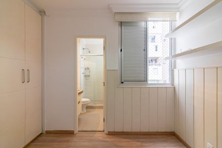 Apartamento para alugar com 82m², 2 quartos e 2 vagas Apartamento para alugar com 82m², 2 quartos e 2 vagasSuíte 2