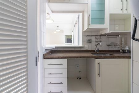 Apartamento para alugar com 82m², 2 quartos e 2 vagas Apartamento para alugar com 82m², 2 quartos e 2 vagasCozinha