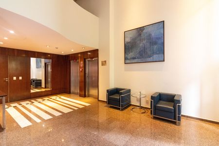 Apartamento para alugar com 82m², 2 quartos e 2 vagas Apartamento para alugar com 82m², 2 quartos e 2 vagasHall de entrada