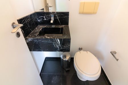Apartamento para alugar com 82m², 2 quartos e 2 vagas Apartamento para alugar com 82m², 2 quartos e 2 vagasLavabo