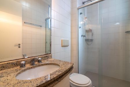 Apartamento para alugar com 82m², 2 quartos e 2 vagas Apartamento para alugar com 82m², 2 quartos e 2 vagasBanheiro da Suíte 2