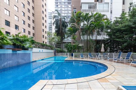 Apartamento para alugar com 82m², 2 quartos e 2 vagas Apartamento para alugar com 82m², 2 quartos e 2 vagasÁrea comum - Piscina