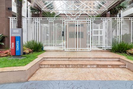 Apartamento para alugar com 82m², 2 quartos e 2 vagas Apartamento para alugar com 82m², 2 quartos e 2 vagasFachada