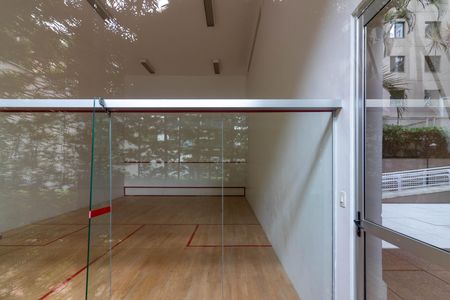 Apartamento para alugar com 82m², 2 quartos e 2 vagas Apartamento para alugar com 82m², 2 quartos e 2 vagasQuadra de Squash