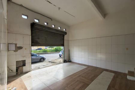 Casa para alugar com 60m², 0 quarto e 1 vaga