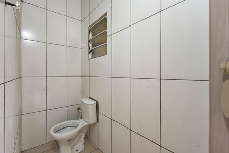 Banheiro  de casa para alugar com 1 quarto, 60m² em Sítio do Campo, Praia Grande