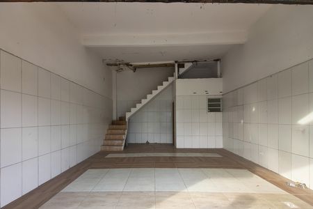 Casa para alugar com 60m², 0 quarto e 1 vaga Casa para alugar com 60m², 0 quarto e 1 vagaGaragem