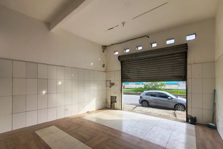 Casa para alugar com 60m², 0 quarto e 1 vaga Casa para alugar com 60m², 0 quarto e 1 vagaGaragem