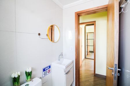 Apartamento à venda com 60m², 2 quartos e 1 vaga Apartamento à venda com 60m², 2 quartos e 1 vagaBanheiro