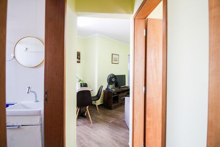 Apartamento à venda com 60m², 2 quartos e 1 vaga Apartamento à venda com 60m², 2 quartos e 1 vagaCorredor