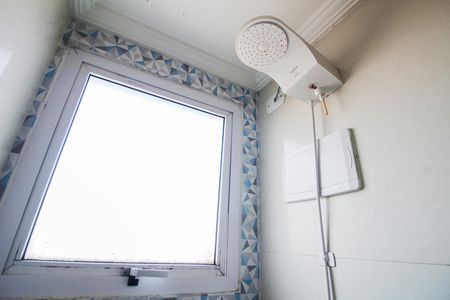 Apartamento à venda com 60m², 2 quartos e 1 vaga Apartamento à venda com 60m², 2 quartos e 1 vagaBanheiro
