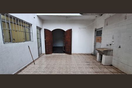 Casa para alugar com 90m², 2 quartos e 1 vaga Casa para alugar com 90m², 2 quartos e 1 vagaQuintal