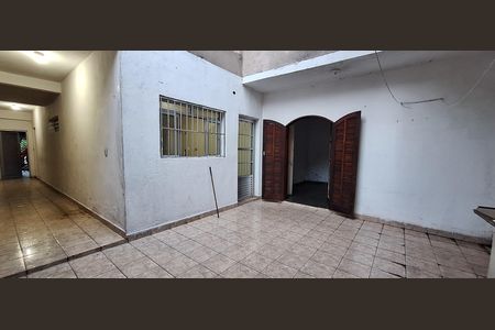 Casa para alugar com 90m², 2 quartos e 1 vaga Casa para alugar com 90m², 2 quartos e 1 vagaQuintal