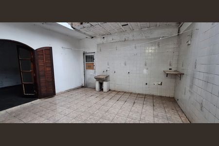 Casa para alugar com 90m², 2 quartos e 1 vaga Casa para alugar com 90m², 2 quartos e 1 vagaQuintal