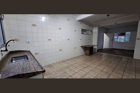 Casa para alugar com 90m², 2 quartos e 1 vaga