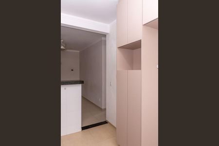 Apartamento para alugar com 70m², 2 quartos e 1 vaga Apartamento para alugar com 70m², 2 quartos e 1 vagaCozinha