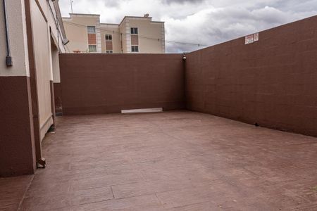 Apartamento para alugar com 70m², 2 quartos e 1 vaga Apartamento para alugar com 70m², 2 quartos e 1 vagaÁrea Comum-Quiosque Churrasqueira