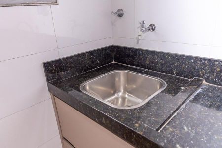 Apartamento para alugar com 70m², 2 quartos e 1 vaga Apartamento para alugar com 70m², 2 quartos e 1 vagaDetalhe Área de serviço-Tanque