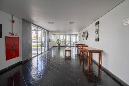 Apartamento à venda com 60m², 2 quartos e 1 vaga Apartamento à venda com 60m², 2 quartos e 1 vagahall de entrada_2