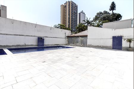 Apartamento à venda com 60m², 2 quartos e 1 vaga Apartamento à venda com 60m², 2 quartos e 1 vagapiscina_1