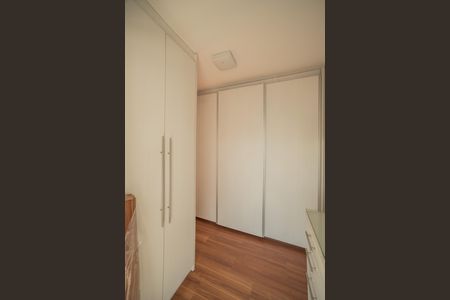 Apartamento à venda com 104m², 2 quartos e 2 vagasSuíte 2 - Closet