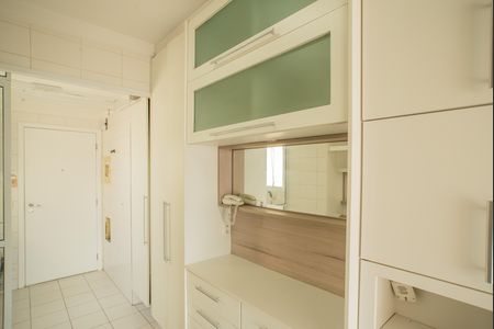Apartamento à venda com 104m², 2 quartos e 2 vagasCozinha