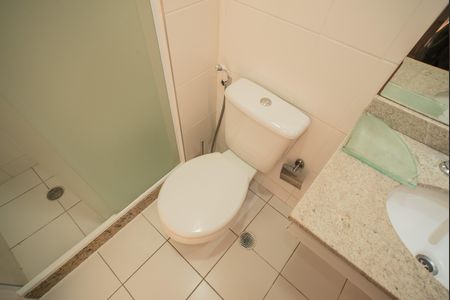 Apartamento à venda com 104m², 2 quartos e 2 vagasBanheiro da Suíte 2
