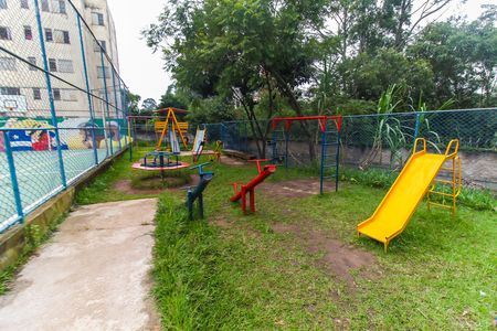 Apartamento para alugar com 45m², 2 quartos e 1 vaga Apartamento para alugar com 45m², 2 quartos e 1 vagaÁrea comum - Playground