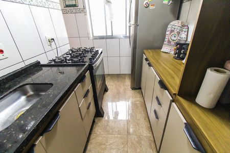 Apartamento para alugar com 45m², 2 quartos e 1 vaga Apartamento para alugar com 45m², 2 quartos e 1 vagaCozinha e Área de Serviço