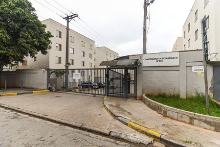Apartamento para alugar com 45m², 2 quartos e 1 vaga Apartamento para alugar com 45m², 2 quartos e 1 vagaFachada