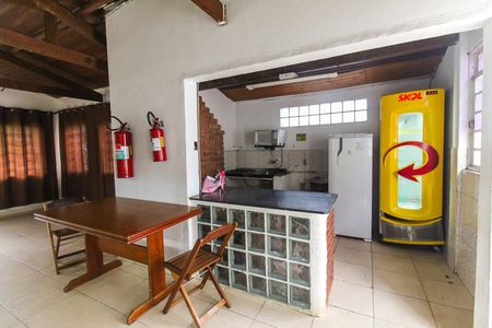 Apartamento para alugar com 45m², 2 quartos e 1 vaga Apartamento para alugar com 45m², 2 quartos e 1 vagaÁrea comum - Salão de festas