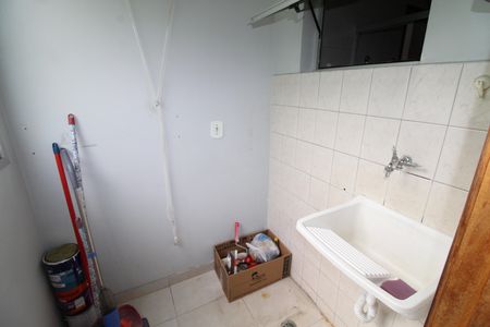 Apartamento para alugar com 56m², 2 quartos e 1 vagaÁrea de Serviço