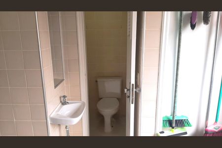 Apartamento para alugar com 76m², 3 quartos e 1 vaga Apartamento para alugar com 76m², 3 quartos e 1 vagaBanheiro