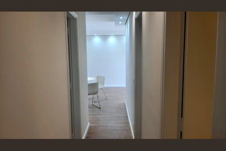 Apartamento para alugar com 76m², 3 quartos e 1 vaga Apartamento para alugar com 76m², 3 quartos e 1 vagaCorredor