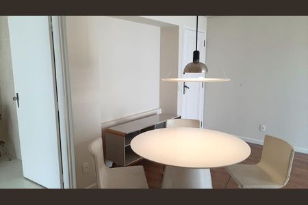 Sala de apartamento para alugar com 3 quartos, 76m² em Jardim Flamboyant, Campinas
