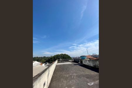 Casa à venda com 200m², 5 quartos e 2 vagas Casa à venda com 200m², 5 quartos e 2 vagasVista