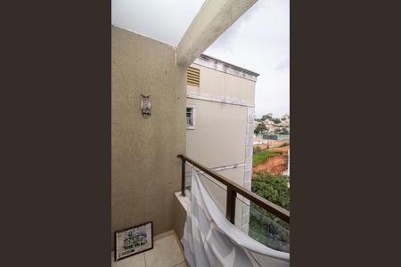 Varanda da Sala de apartamento à venda com 3 quartos, 100m² em Cabral, Contagem