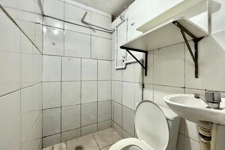 Banheiro de casa para alugar com 1 quarto, 50m² em Vila Campestre, São Paulo